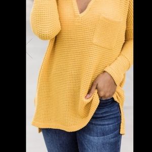 Brand New. Medium. Pink Lily (fits big)